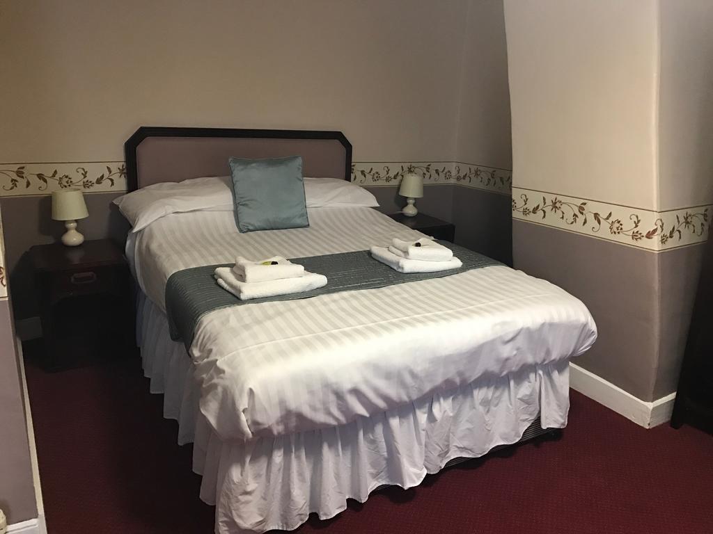 Crown Hotel Pwllheli Eksteriør bilde