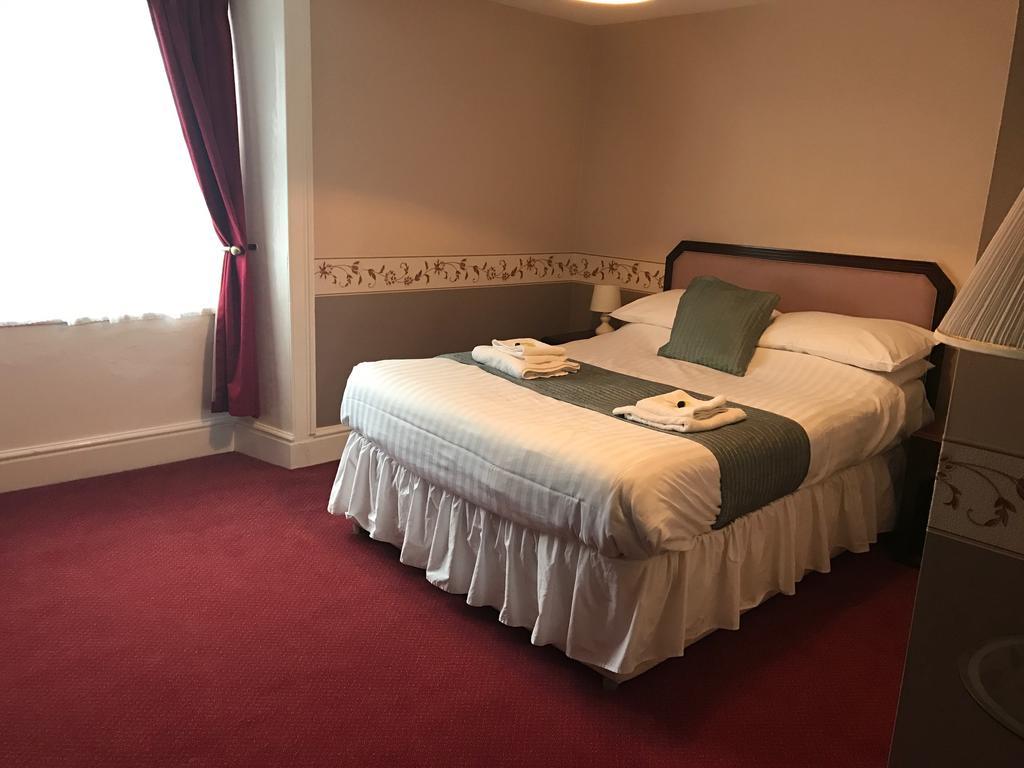 Crown Hotel Pwllheli Eksteriør bilde