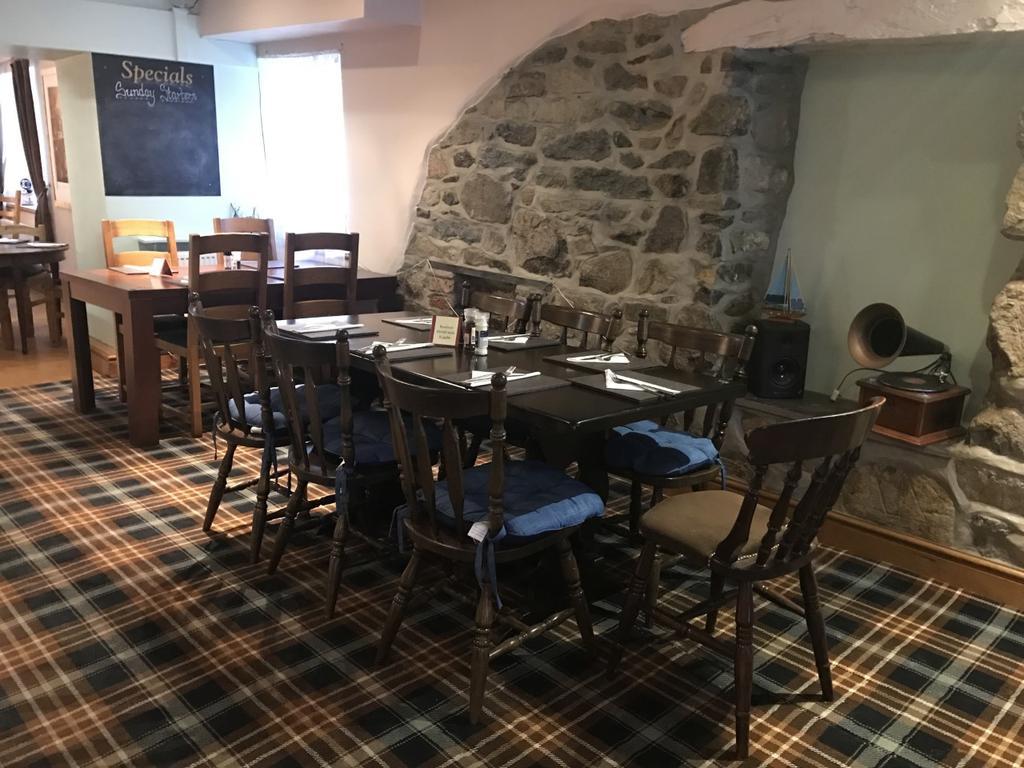 Crown Hotel Pwllheli Eksteriør bilde